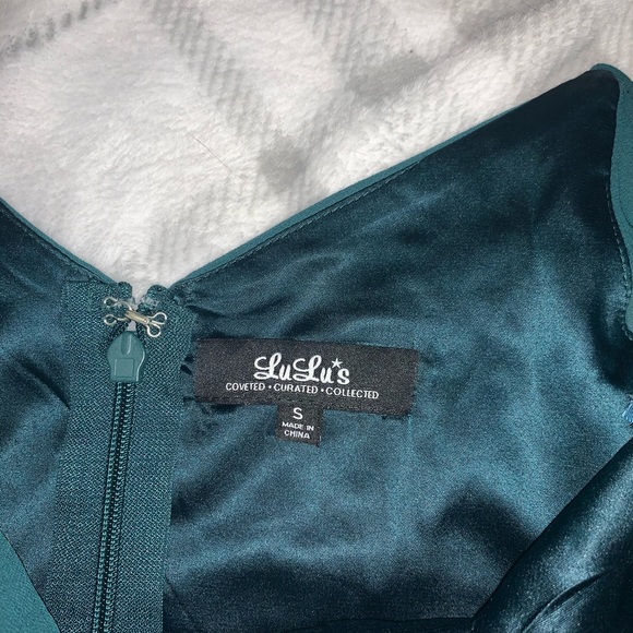 Lulu’s emerald green maxi dress - Picture 7 of 7